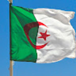 Meet your Posher, Esma